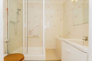 SHOWER ROOM- click for photo gallery